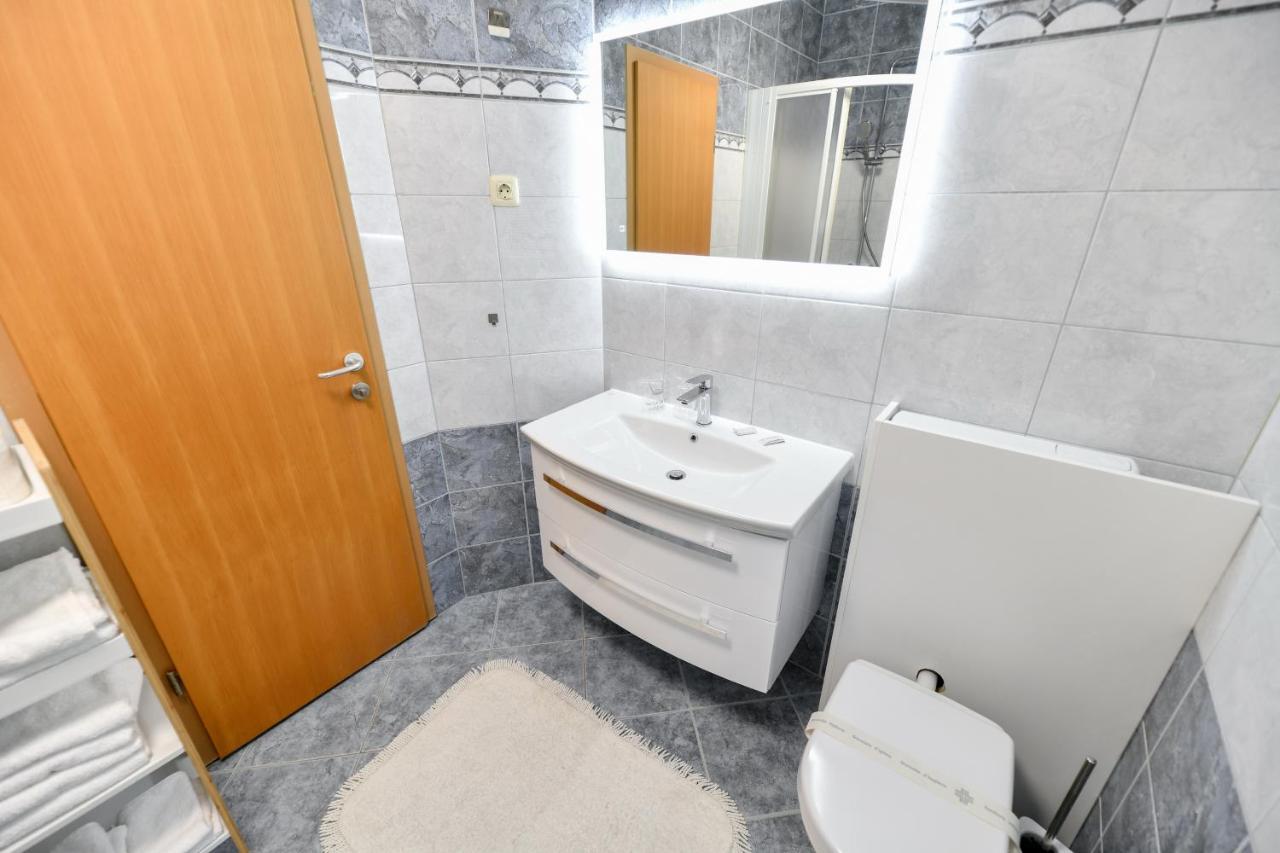 White Hill Apartment Zadar Buitenkant foto